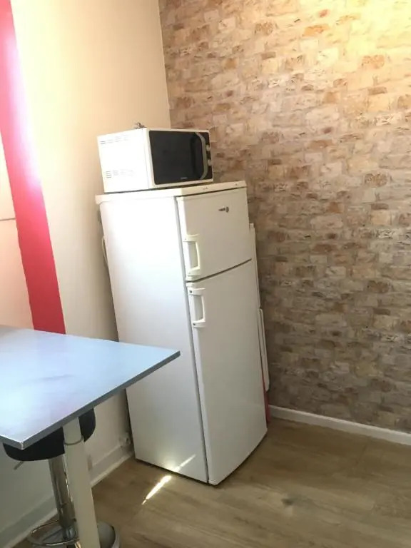 Appartement central des terres chaudes proche bord de mer