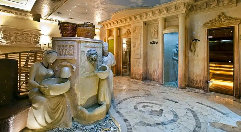 Manor House SPA Adults Only