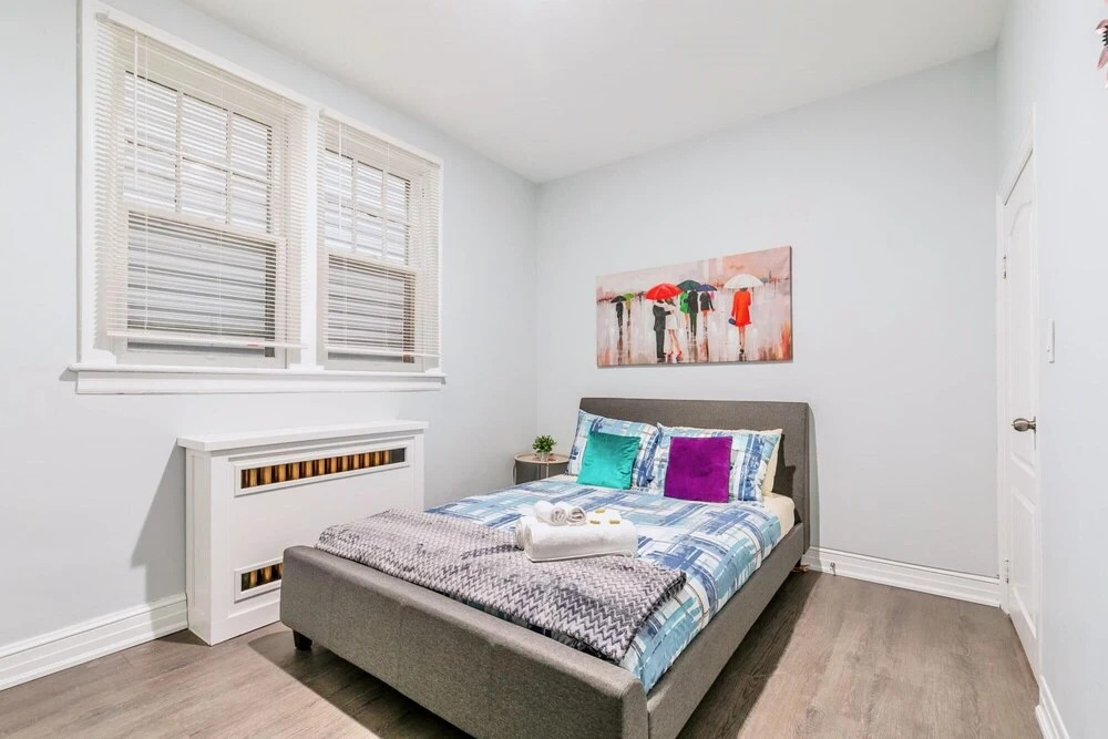 Bright and Modern 2BR Apartment With Netflix