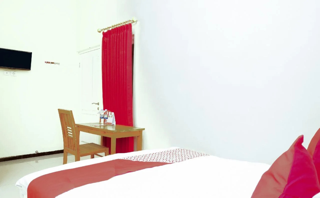 Emas 23 Guest House By OYO Rooms