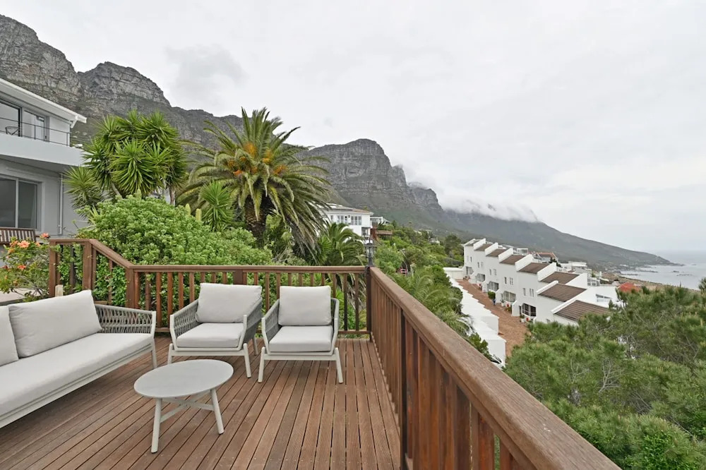 Spacious Family Camps Bay Escape Spectacular Views Pool Garden
