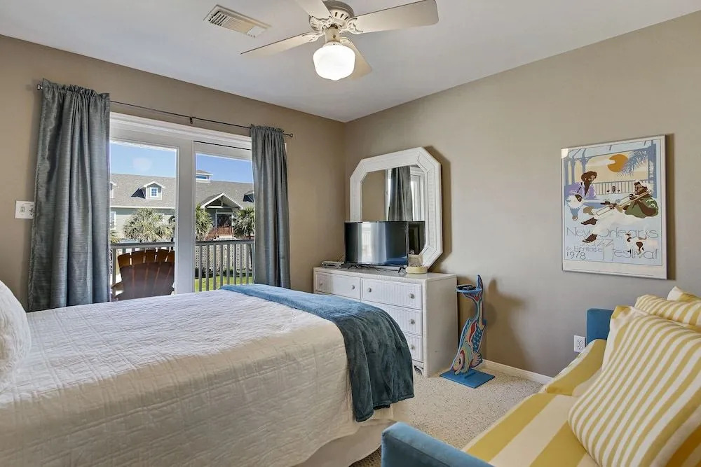 Indian Sunrise by Ryson Vacation Rentals