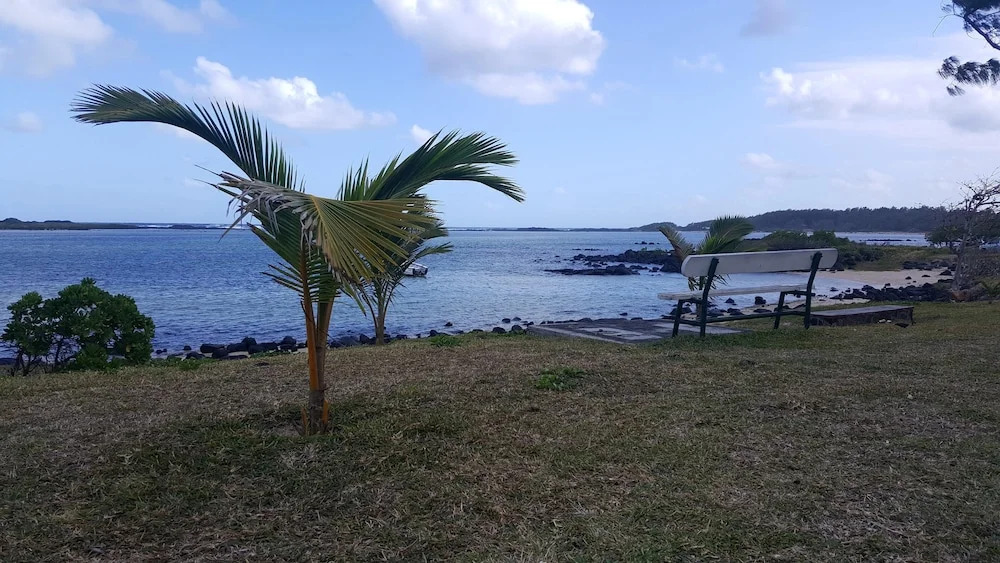 House With 4 Bedrooms in Plaine Magnien, With Wonderful sea View, Encl