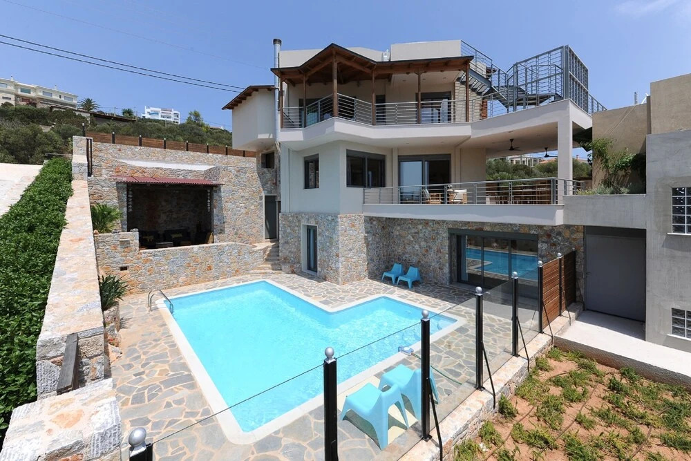 Villa Nefeli - Six Bedroom Villa
