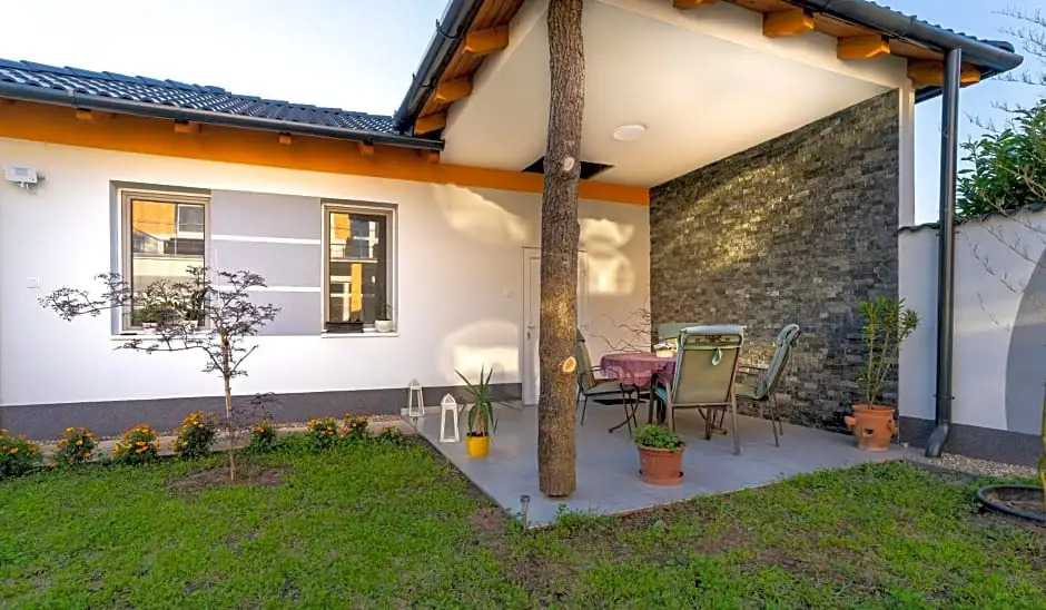 Zen House ADULT ONLY 16plus