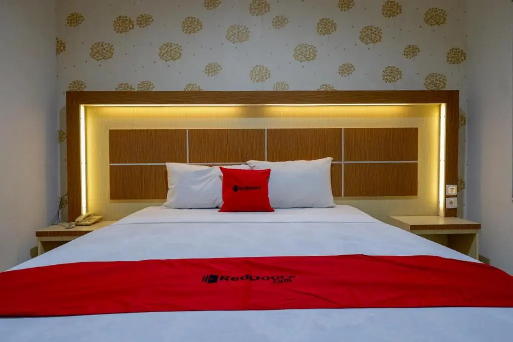 RedDoorz @ Hotel Bumi Palupy