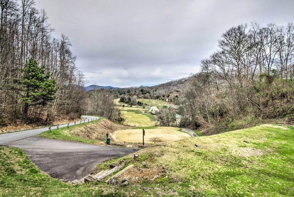 Bryson City Condo w/ Spectacular Views & Amenities