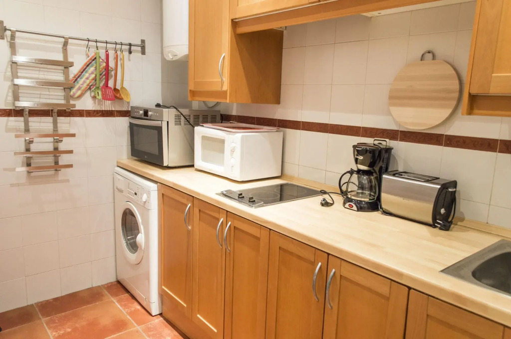 M (LM7) Downtown Madrid centro Cibeles