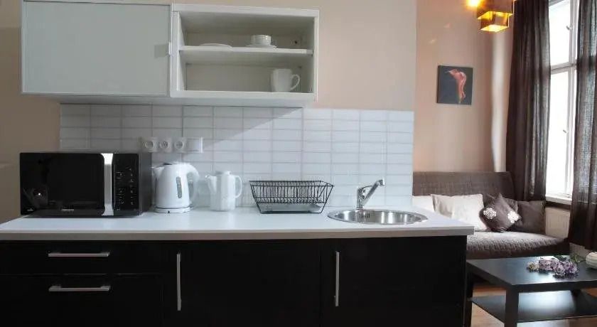 Glam House Apartments