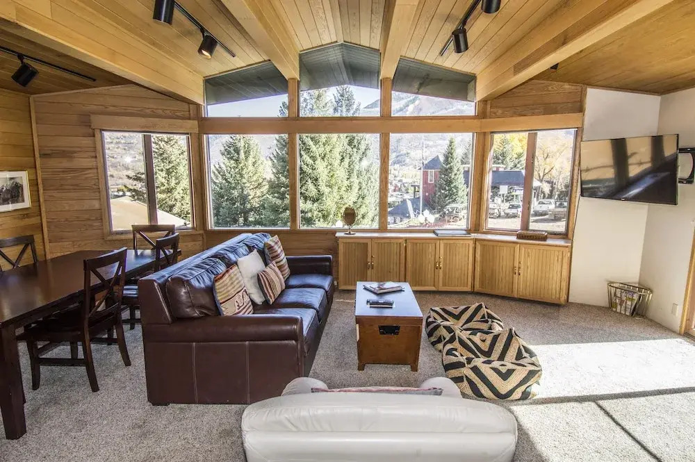 Shadow Mountain by Frias Properties