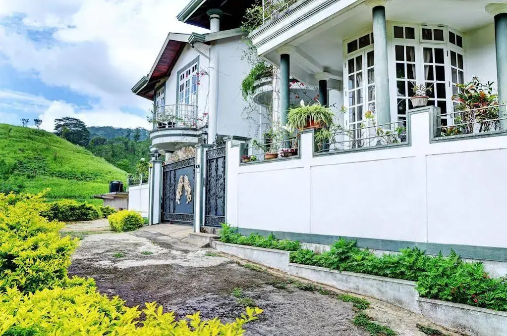 Hotel Kandyan View Free pickup from Kandy city