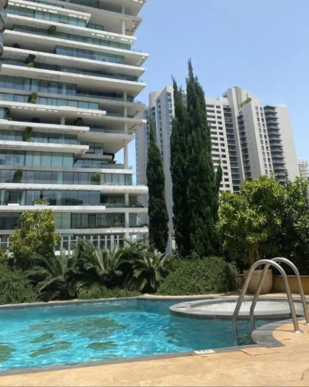 Versace Tower Luxury Suites - Downtown