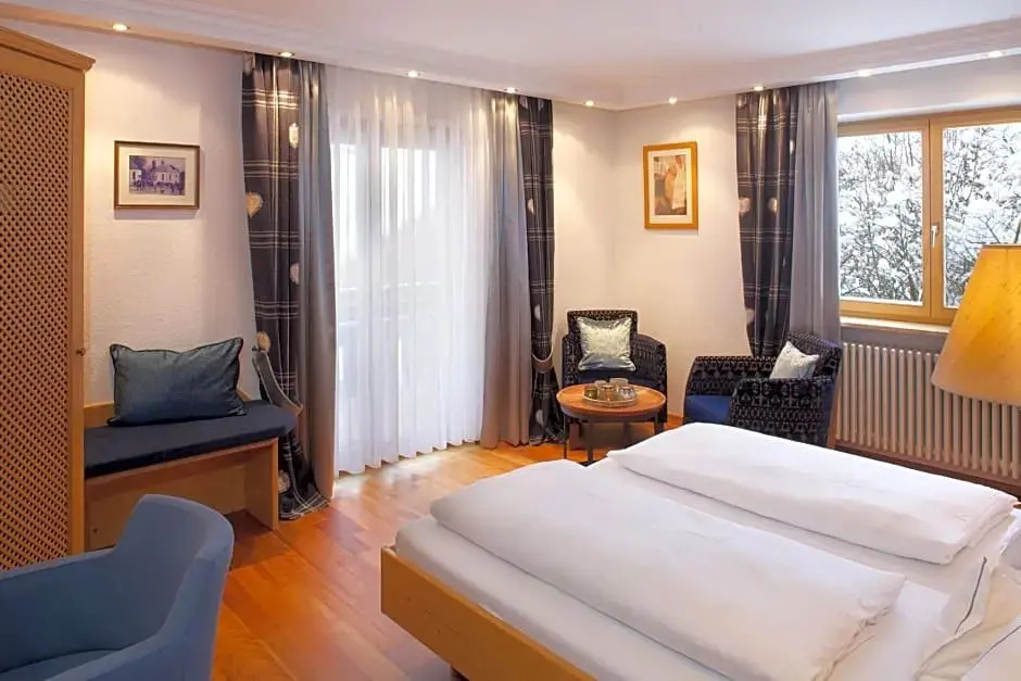 Hotel Menning ***S