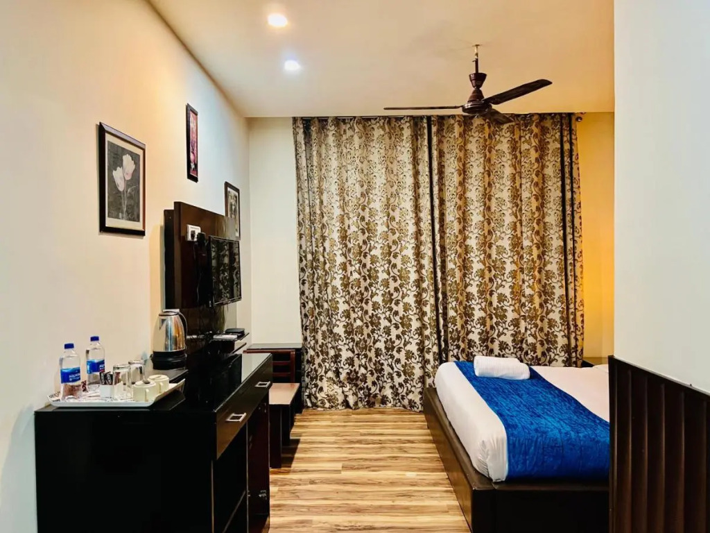 Hotel Vaikunth Mcleodganj Centrally Heated And Air Cooled