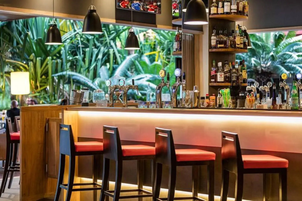 Ramada Hotel & Suites by Wyndham Noumea