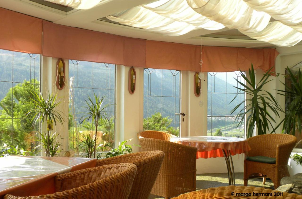 Hotel White Mountain