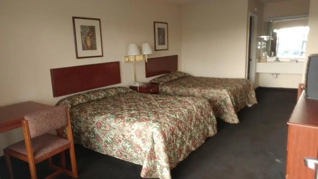 Travelodge by Wyndham Richmond Kentucky