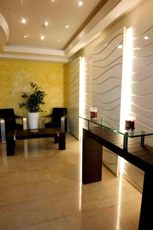 Avenue Suites