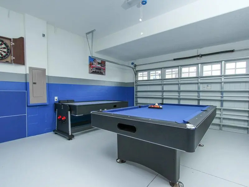 1422 Moonvalley Drive