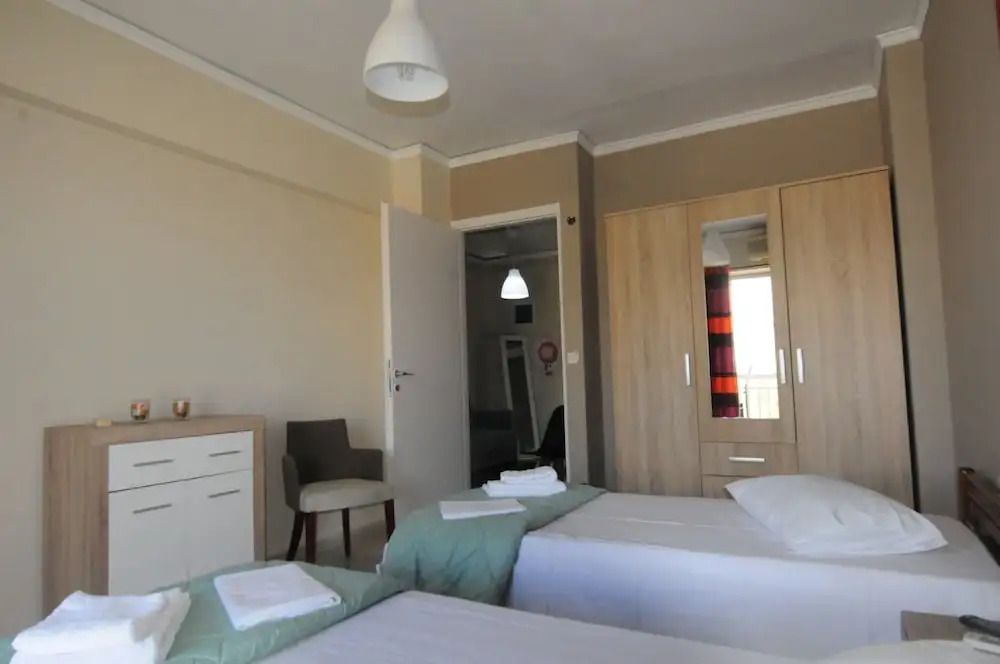 Kinetta Apartments