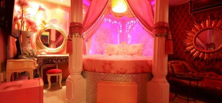 Chez Lee Palace Motel
