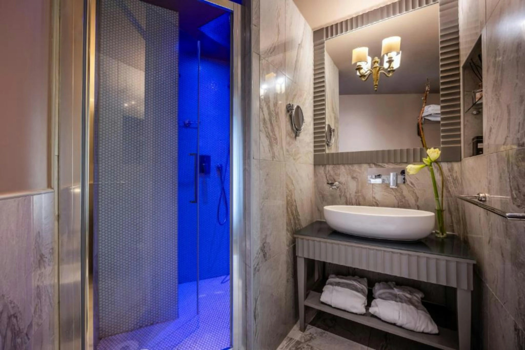 HT6 Hotel Roma