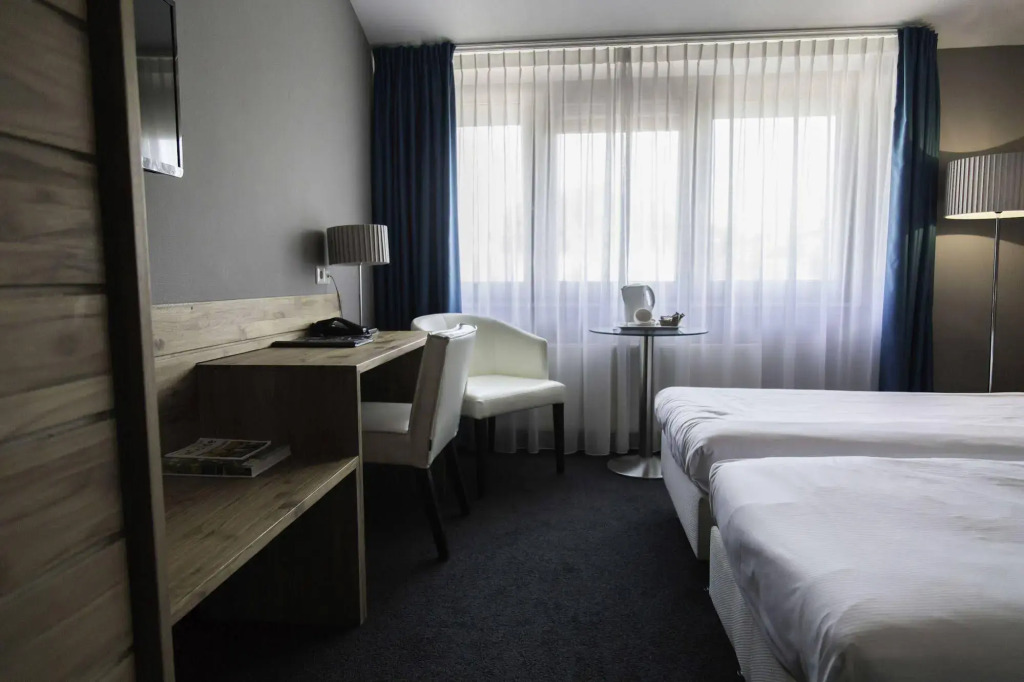 Linge Hotel Elst
