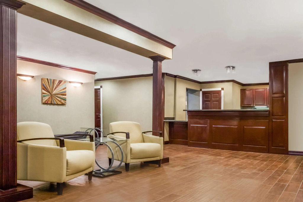 Hawthorn Suites Dallas Love Field