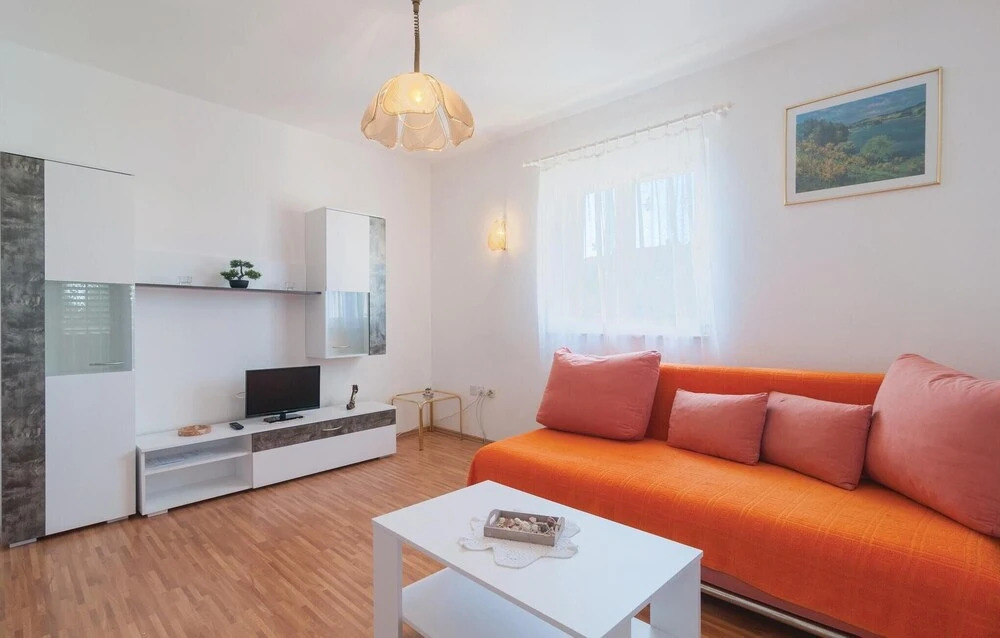 Awesome Apartment in Supetar With 2 Bedrooms, Wifi and Outdoor Swimming Pool