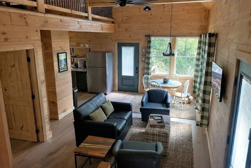 Shamrock Valley 1 Bedroom Cabin