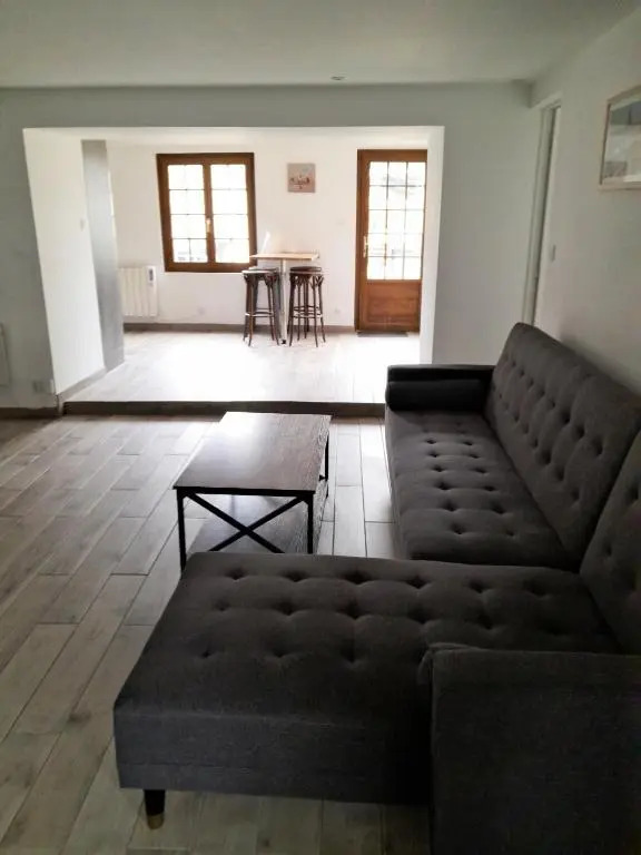 Maison de 3 chambres avec jardin clos et wifi a Quettehou