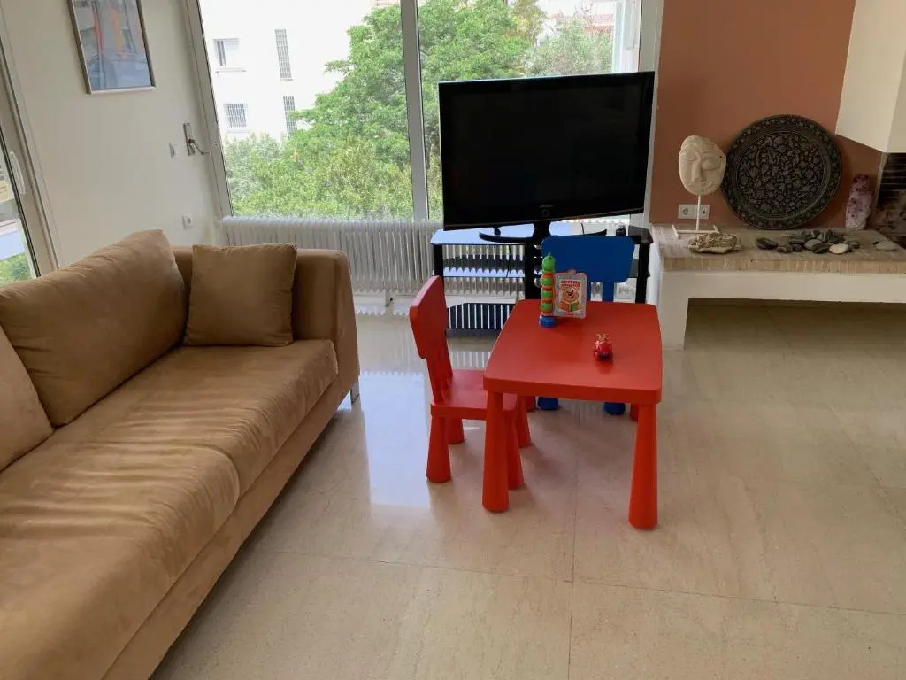 OASIS Exclusive Apartment @ Athenian Riviera