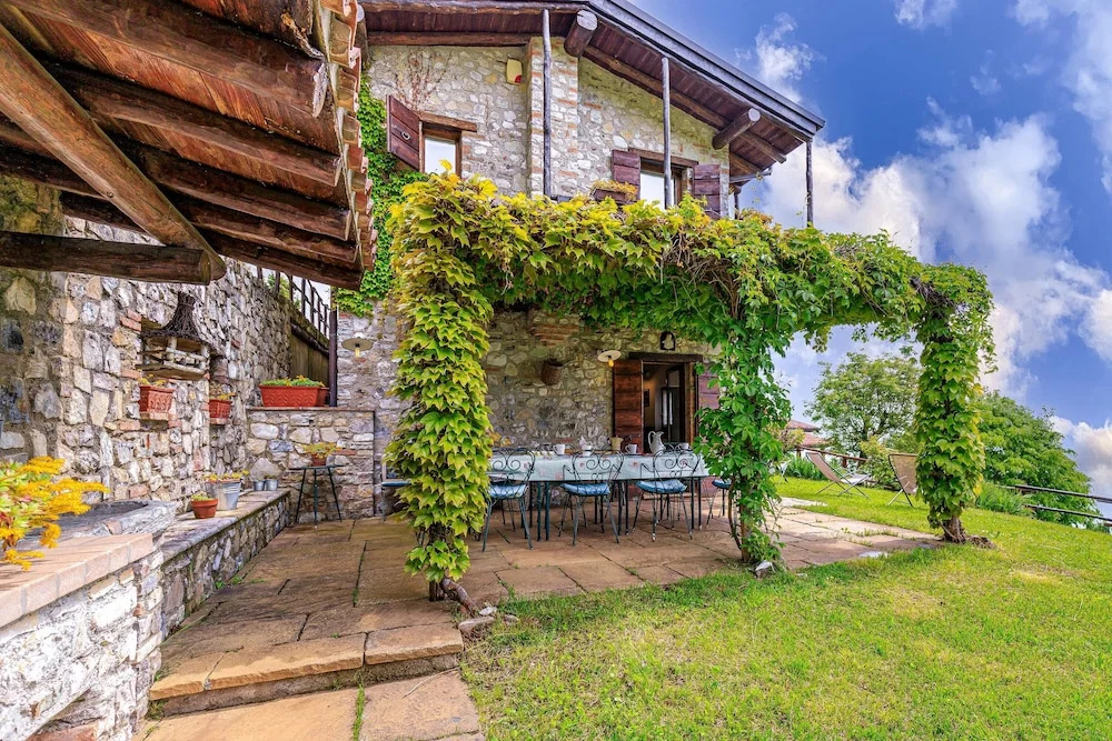 Villa Formaga in Hilly Area Relax and vie