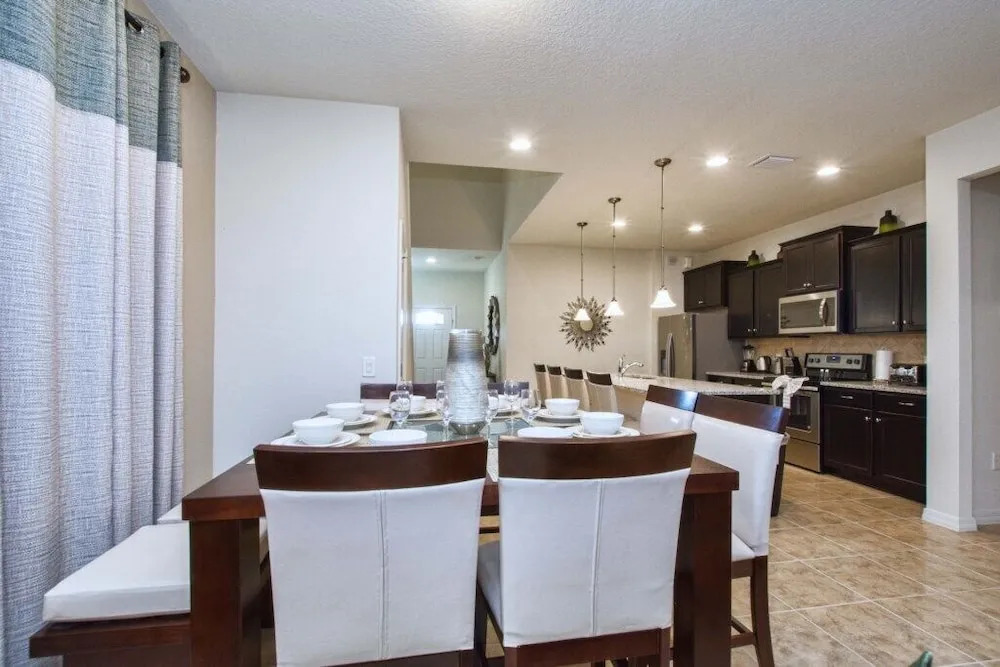 Windsor at Westside-7 Bedrooms House w/pool-3712WW