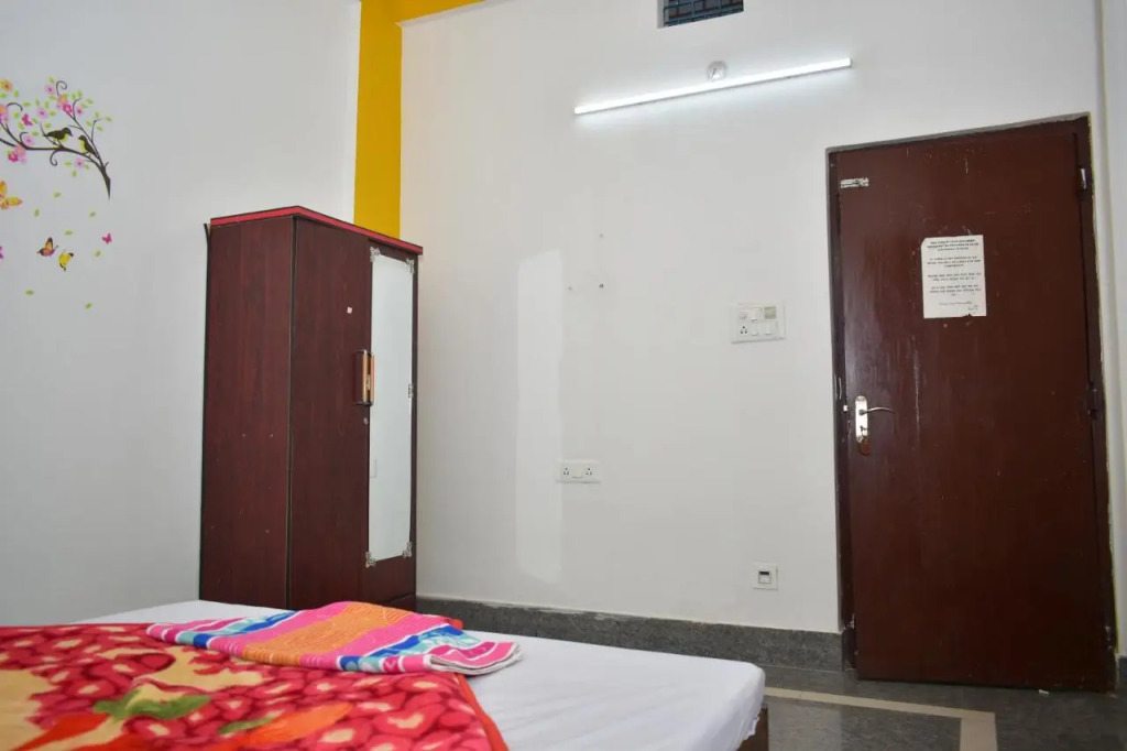Binay chapa homestay in jaldapara