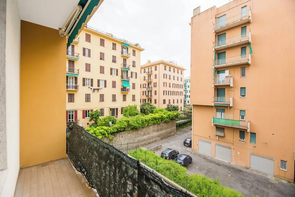 Spacious flat with Balcony