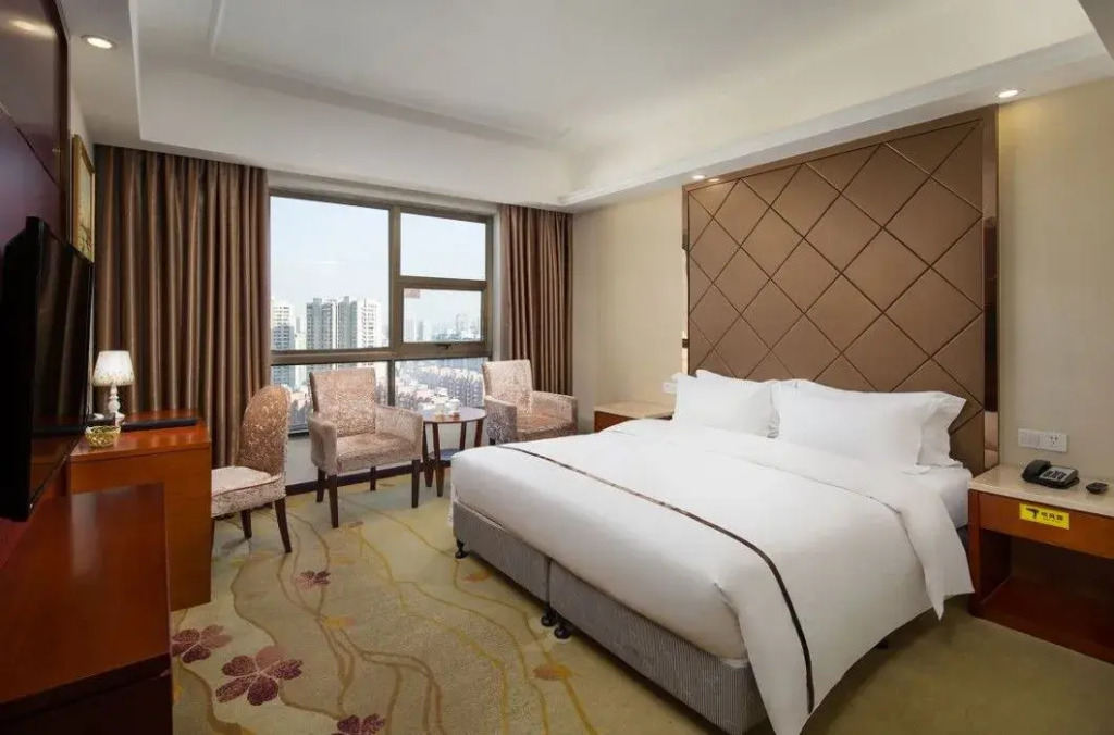 Tongfa Heyi Hotel