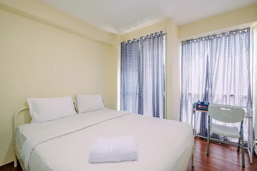 Homey And Cozy Living Studio Room At Tifolia Apartment