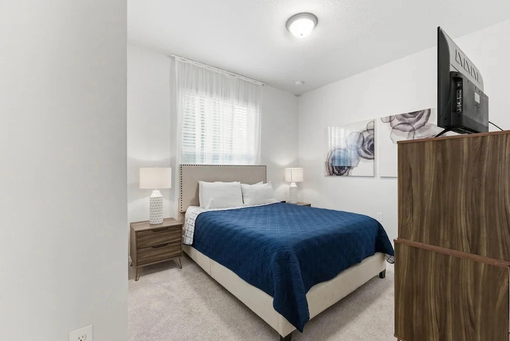 Cozy and Spacious 5BR With Pool Near Disney Parks