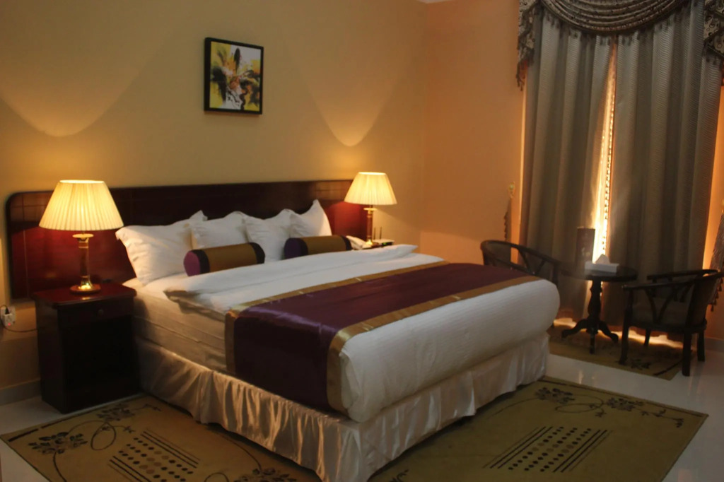 Royal Gardens Hotel