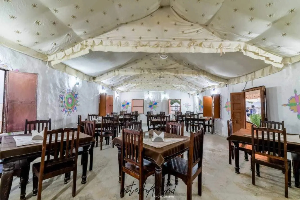 Maharaja Desert Camp