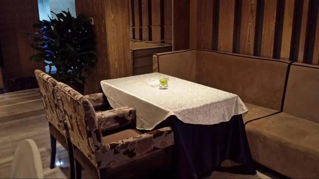 Chengdu Hello Hotel
