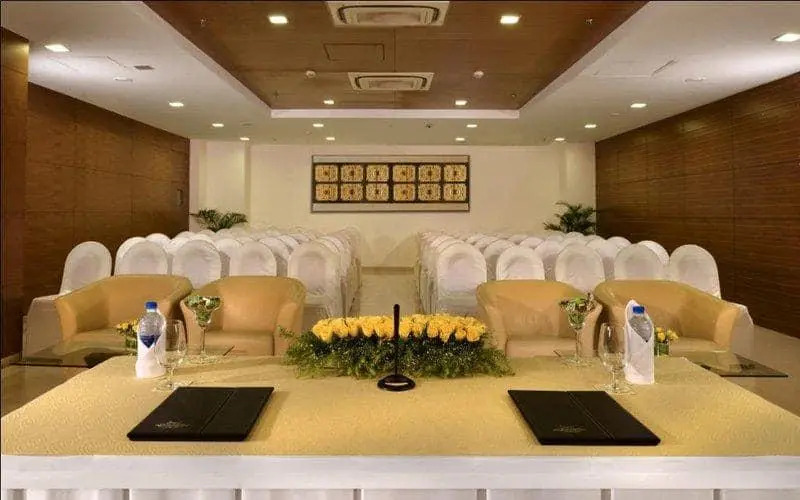 Majestic Court Sarovar Portico