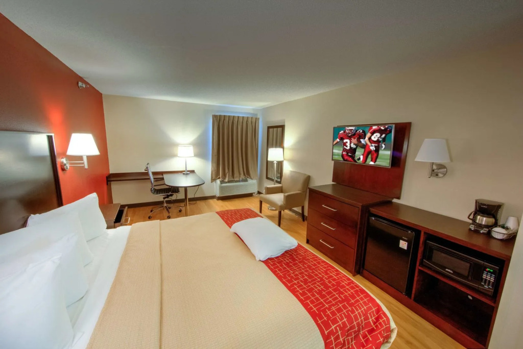 Red Roof Inn PLUS Henderson
