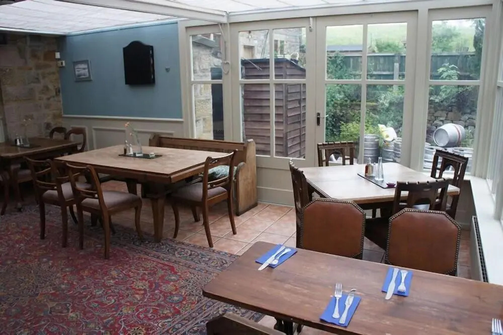 The Manifold Inn Hotel