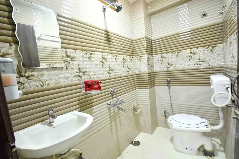 OYO 3749 Hotel Krishna