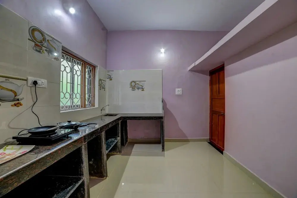 OYO 19884 Home Enticing 2BHK Mandrem