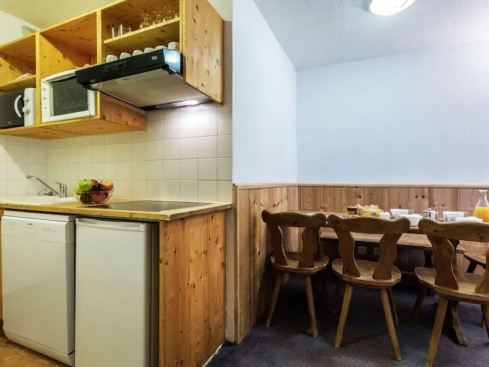 Savoyards and rustic studio in the heart of Val d'Isère