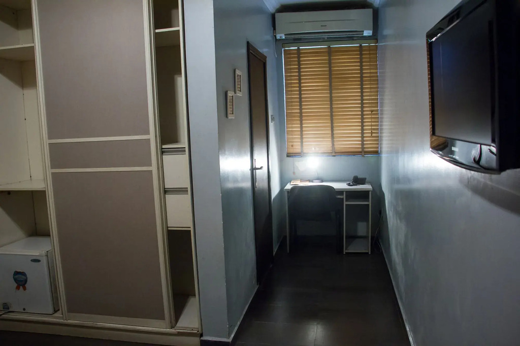 Precinct Comfort Services, Ikoyi