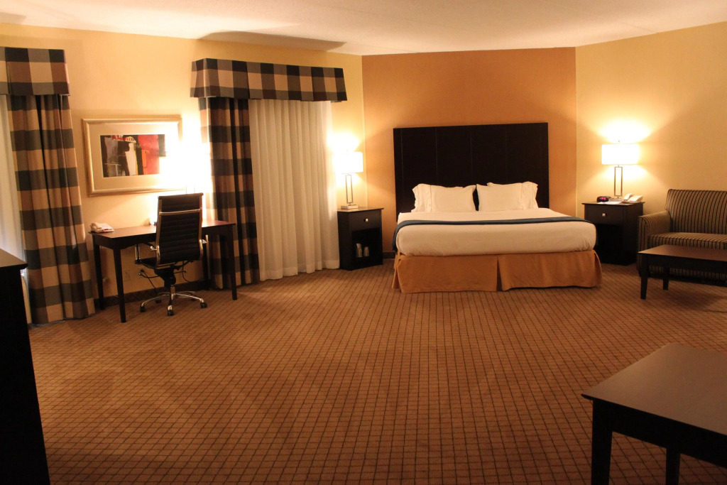 Holiday Inn Express Lewisburg - New Columbia by IHG